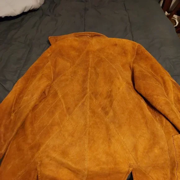 Mens Enrico Mandelli coat.